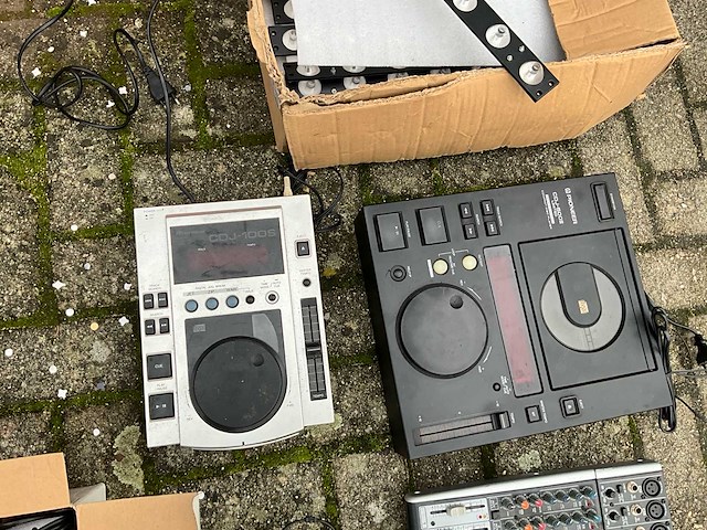 Partij dj materiaal - afbeelding 7 van  25