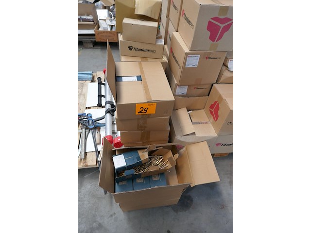 Partij dozen met schroeven omarcopol - afbeelding 1 van  5