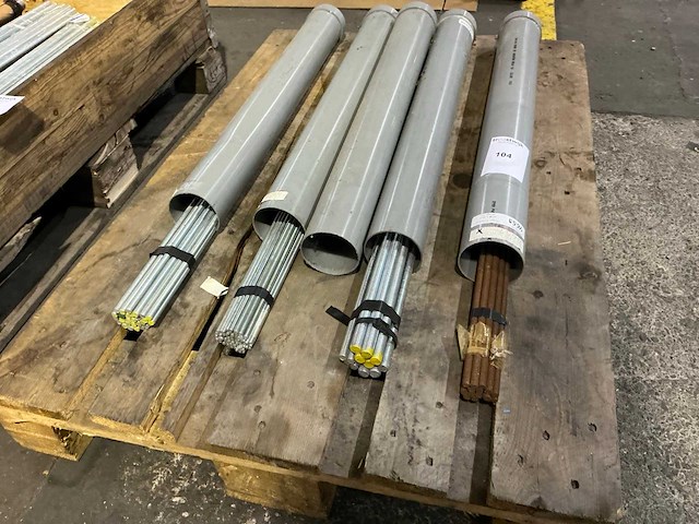 Partij draadstangen - afbeelding 2 van  2