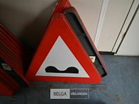 Partij driehoekige verkeersborden - afbeelding 3 van  4