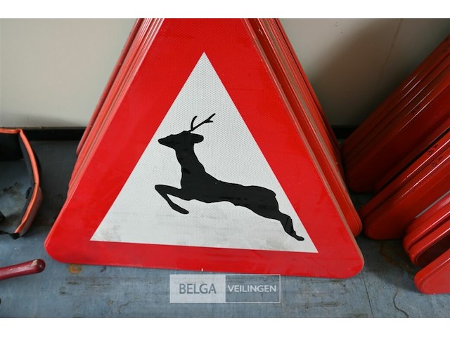Partij driehoekige verkeersborden - afbeelding 2 van  4