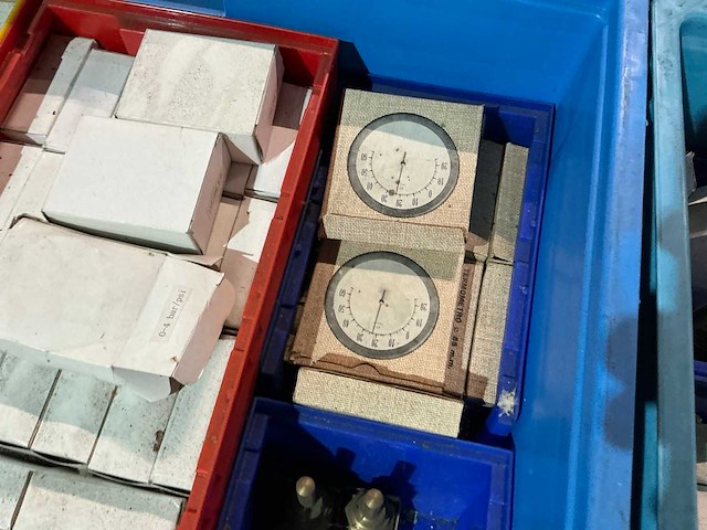 Partij druk-/thermometers - afbeelding 7 van  9