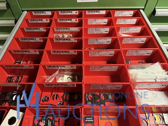 Partij drukknoppen en schakelaars schneider - afbeelding 4 van  17
