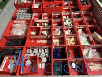 Partij drukknoppen en schakelaars schneider - afbeelding 5 van  17