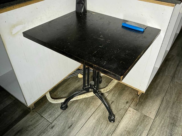 Partij eetzaalmeubilair - afbeelding 9 van  10