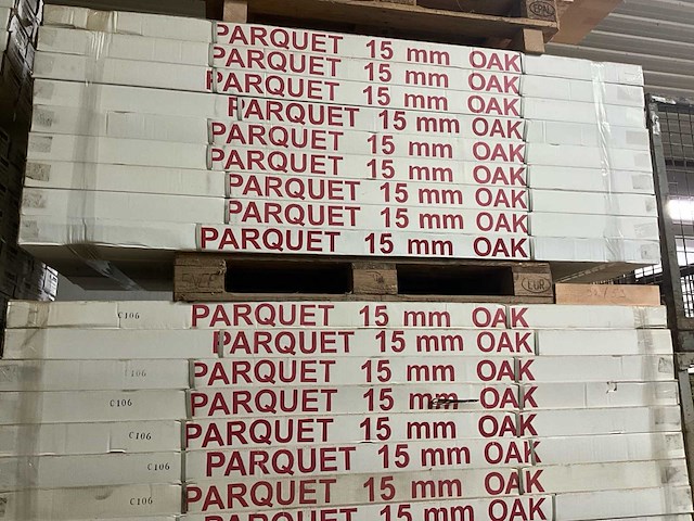 Partij eiken parket 15 mm – oak parquet vloer - afbeelding 1 van  4