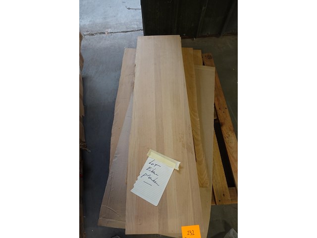 Partij eiken planken - afbeelding 3 van  4