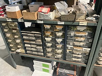 Partij electrische installatiematerialen - afbeelding 11 van  12