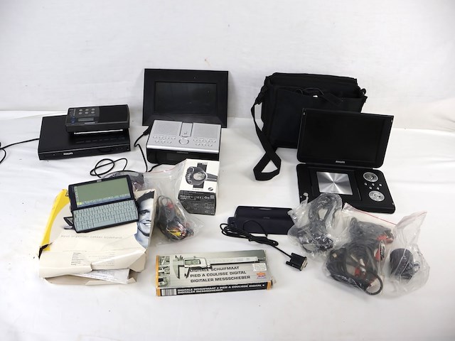 Partij electronica - afbeelding 1 van  8