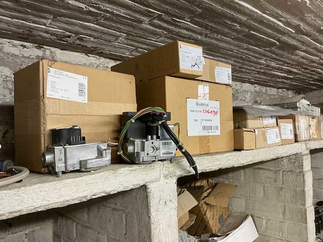 Partij elektra toebehoren - afbeelding 4 van  23