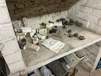 Partij elektra toebehoren - afbeelding 6 van  23