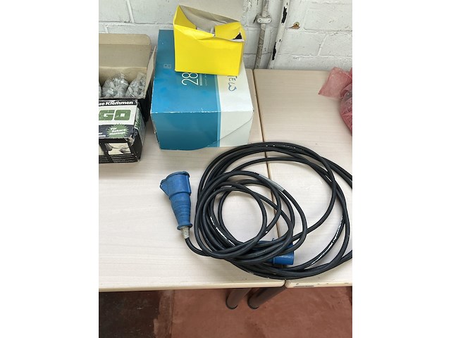 Partij elektriciteit - afbeelding 5 van  8