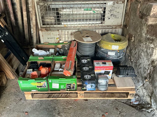 Partij elektriciteit - afbeelding 4 van  6