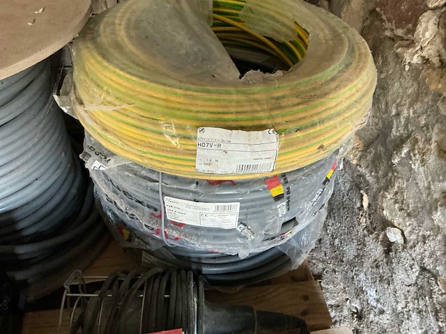 Partij elektriciteit - afbeelding 6 van  6