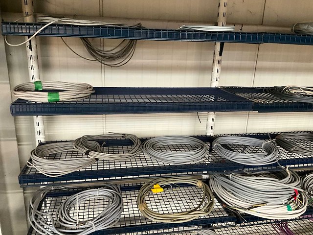 Partij elektriciteitskabels & snoeren - afbeelding 5 van  20