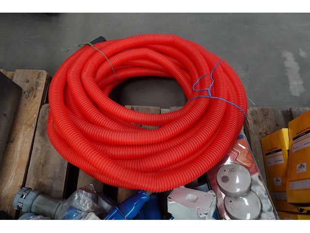 Partij elektriciteitstoebehoren - afbeelding 4 van  6