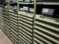 Partij elektrisch installatiemateriaal - afbeelding 13 van  93