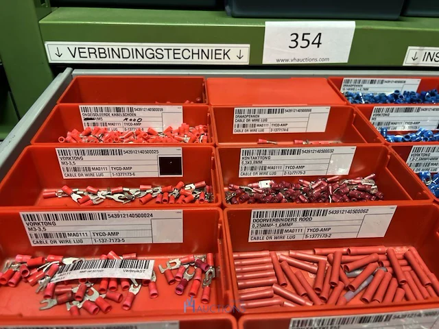 Partij elektrisch installatiemateriaal - afbeelding 21 van  93