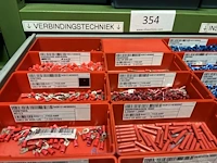 Partij elektrisch installatiemateriaal - afbeelding 21 van  93