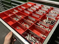 Partij elektrisch installatiemateriaal - afbeelding 33 van  93