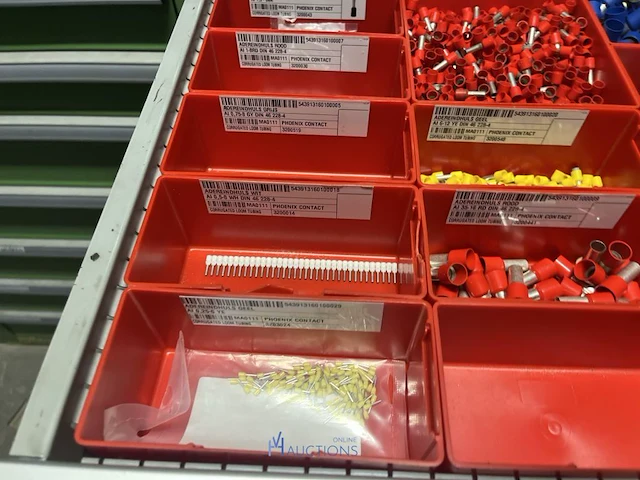 Partij elektrisch installatiemateriaal - afbeelding 53 van  93