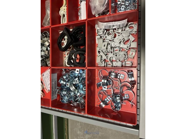 Partij elektrisch installatiemateriaal - afbeelding 77 van  93