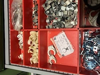 Partij elektrisch installatiemateriaal - afbeelding 79 van  93