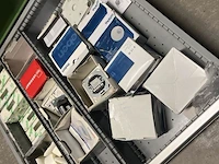 Partij elektrisch installatiemateriaal - afbeelding 83 van  93