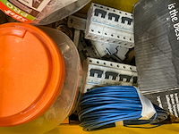 Partij elektrisch onderdelen - afbeelding 12 van  18