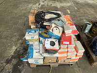 Partij elektrisch onderdelen - afbeelding 1 van  8