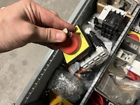 Partij elektrisch schakelmateriaal - afbeelding 65 van  90