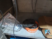Partij elektrische apparatuur - afbeelding 8 van  9