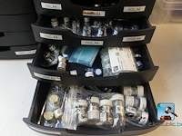 Partij elektrische apparatuur - afbeelding 10 van  25