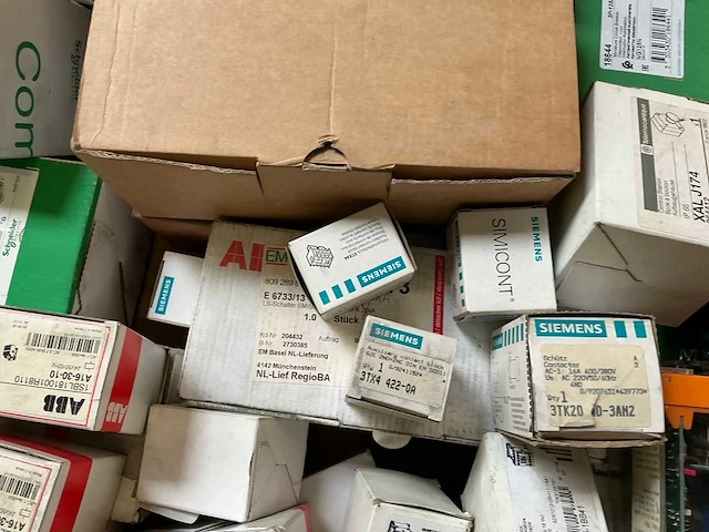 Partij elektrische componenten - afbeelding 6 van  14