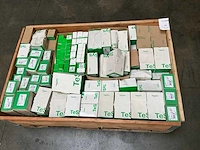 Partij elektrische componenten