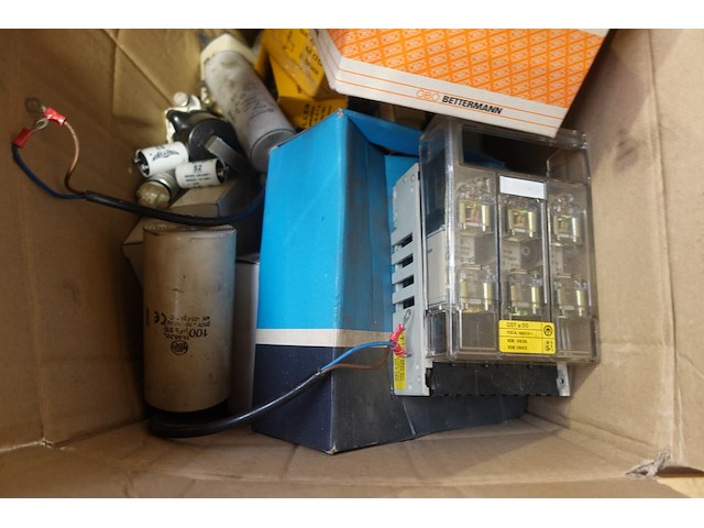 Partij elektrische componenten - afbeelding 2 van  13