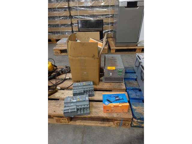 Partij elektrische componenten - afbeelding 6 van  13