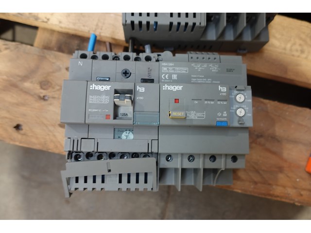 Partij elektrische componenten - afbeelding 9 van  13