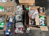 Partij elektrische installatiematerialen - afbeelding 3 van  5