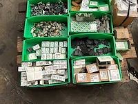 Partij elektrische installatiematerialen - afbeelding 5 van  5