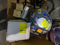 Partij elektrische kabels en zekeringen - afbeelding 1 van  3