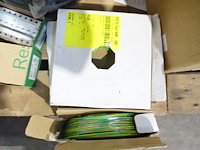 Partij elektrische kabels en zekeringen - afbeelding 3 van  3