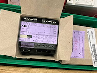 Partij elektrische onderdelen - afbeelding 2 van  12