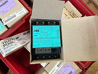 Partij elektrische onderdelen - afbeelding 7 van  12