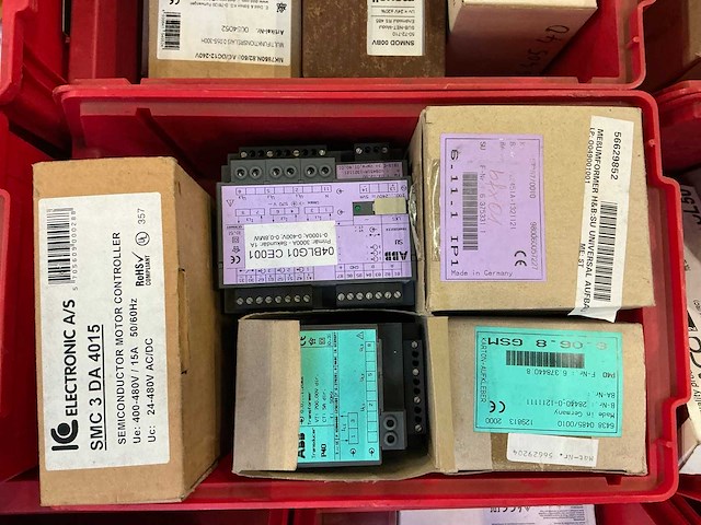 Partij elektrische onderdelen - afbeelding 8 van  12