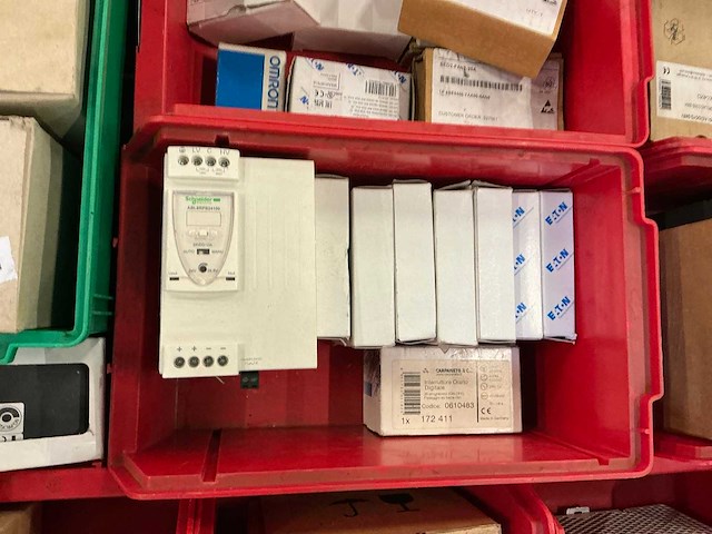 Partij elektrische onderdelen - afbeelding 11 van  12