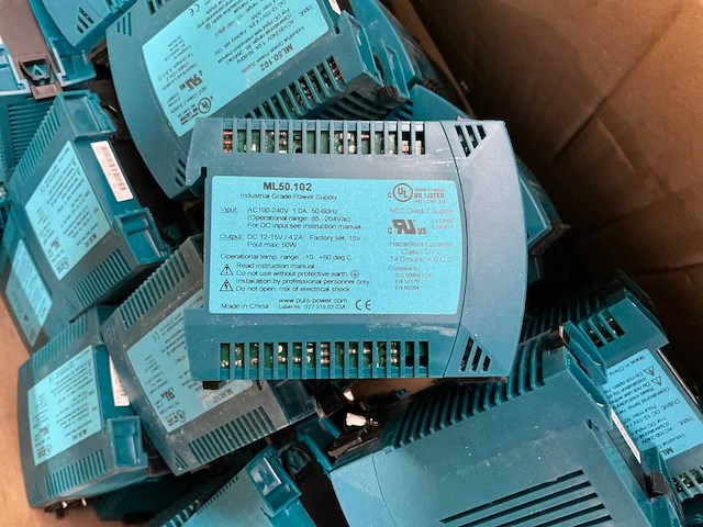 Partij elektrische onderdelen - afbeelding 9 van  17