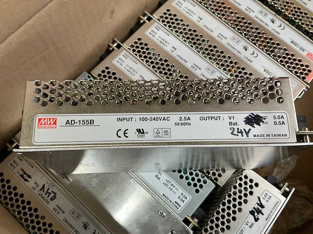 Partij elektrische onderdelen - afbeelding 17 van  17