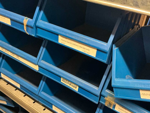 Partij elektrische onderdelen - afbeelding 20 van  29