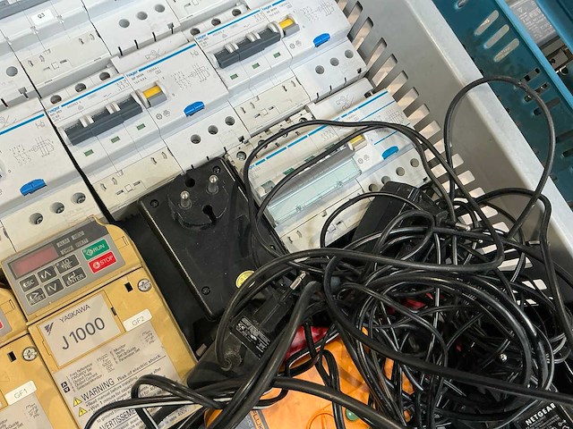 Partij elektrische onderdelen - afbeelding 4 van  6